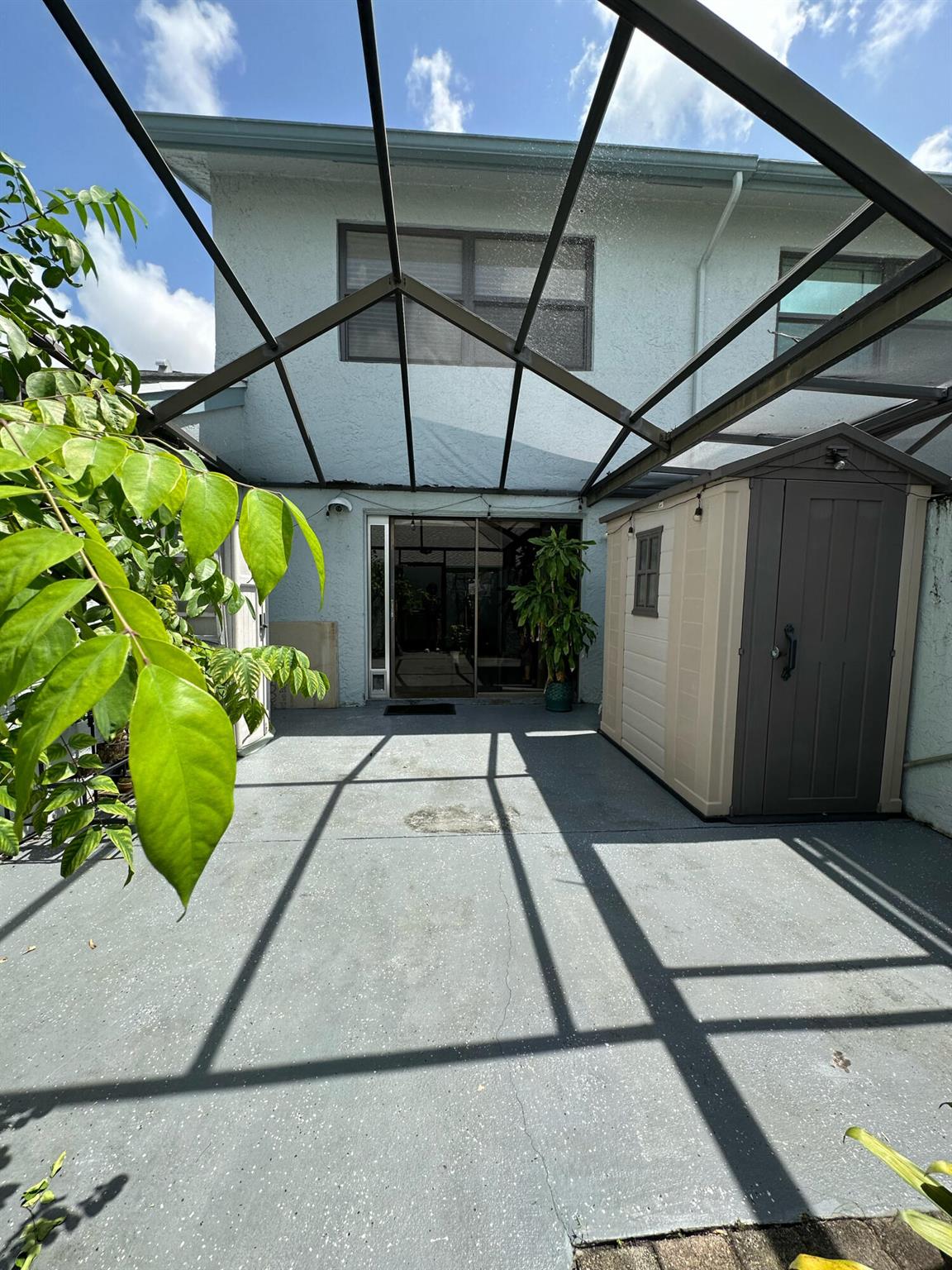 9091 SW 21st  Street Unit: F