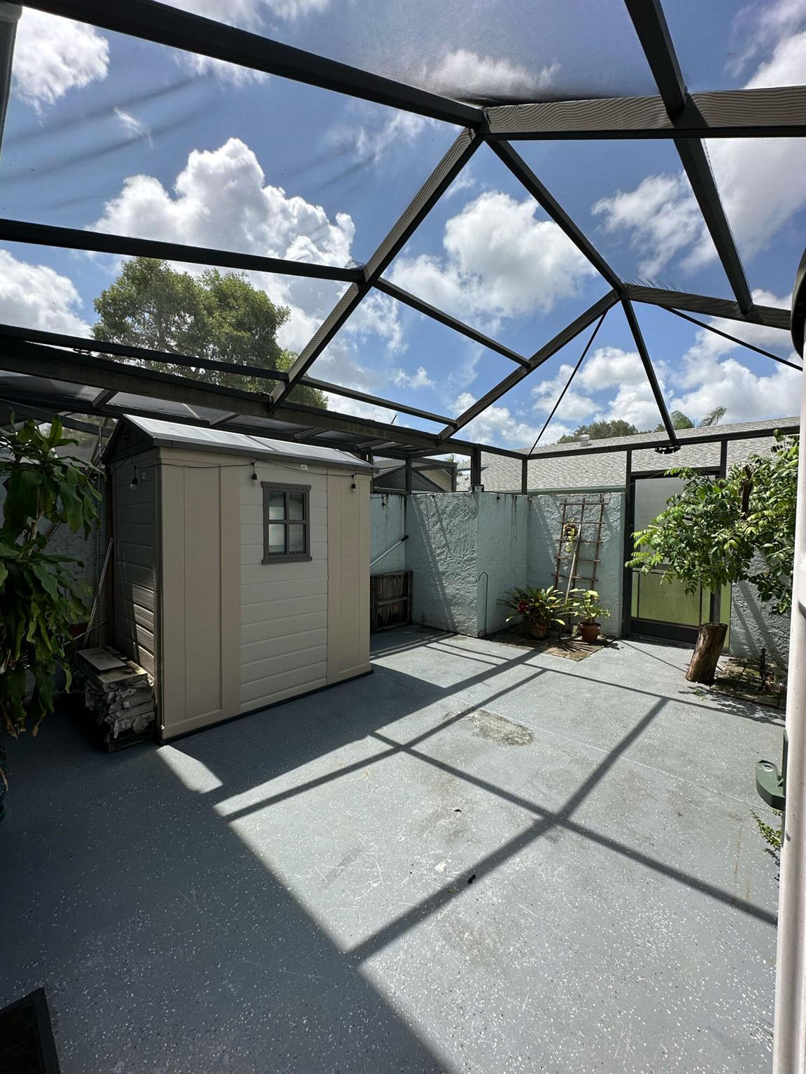 9091 SW 21st  Street Unit: F