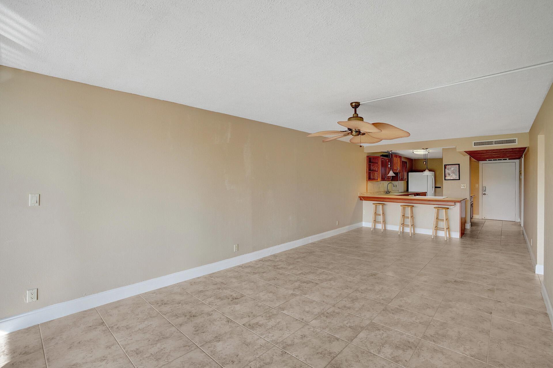 4 Royal Palm Way Unit: 3080
