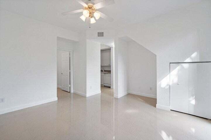 6549 Diamond Springs Terrace Unit: 2006