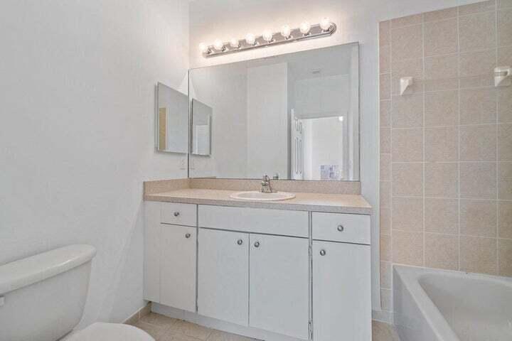 6549 Diamond Springs Terrace Unit: 2006