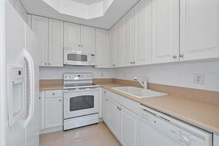 6549 Diamond Springs Terrace Unit: 2006