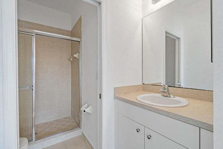 6549 Diamond Springs Terrace Unit: 2006
