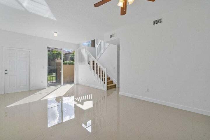 6549 Diamond Springs Terrace Unit: 2006