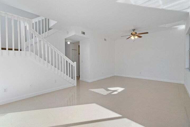 6549 Diamond Springs Terrace Unit: 2006