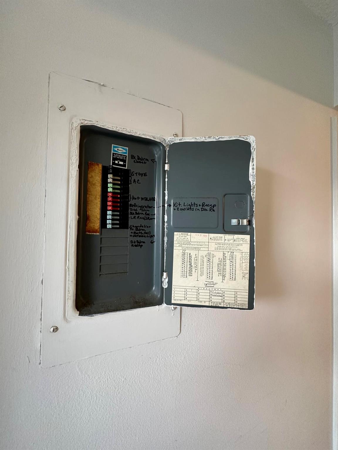 1113 Lake Terrace Unit: 103 Building 'D'