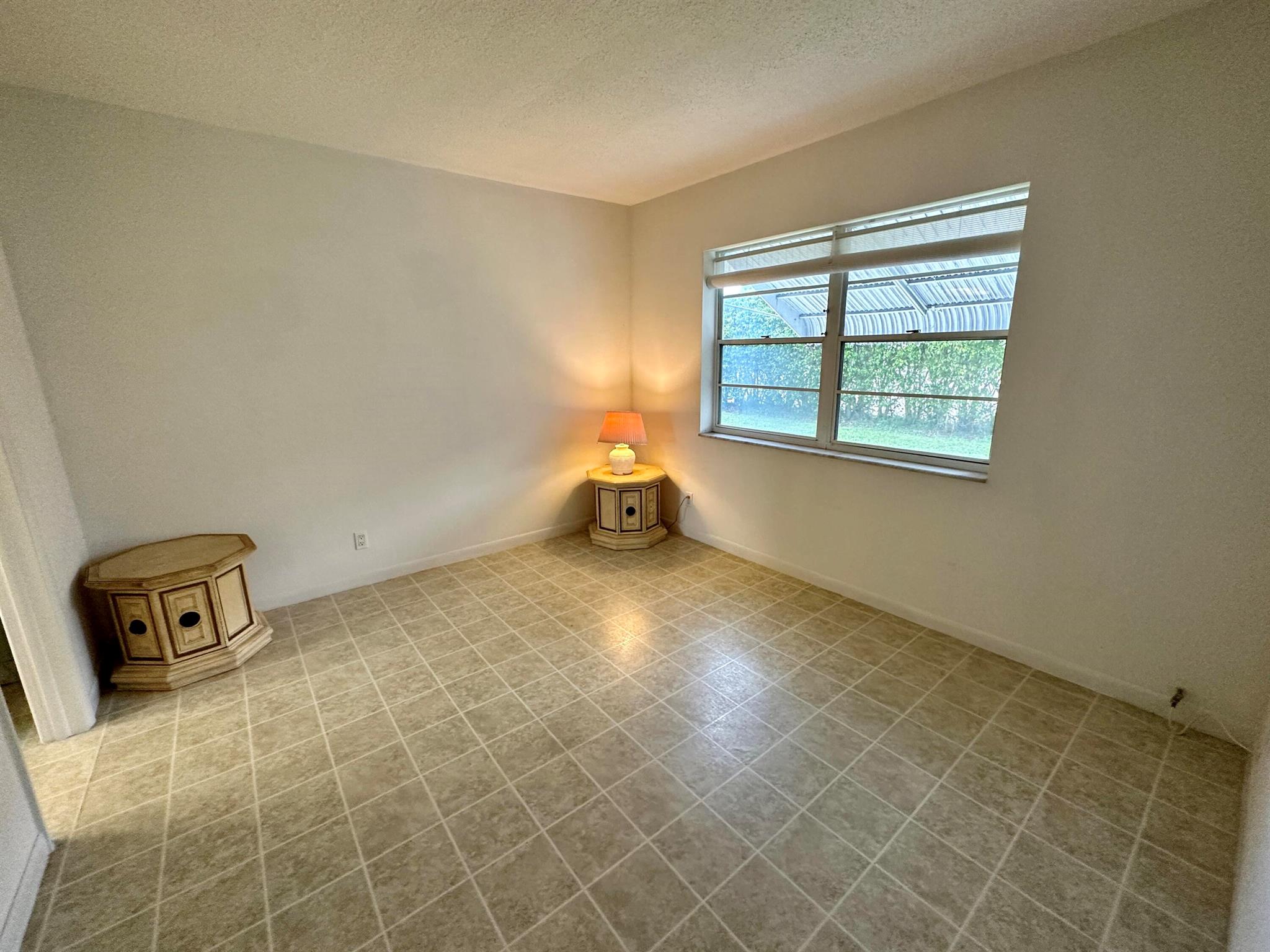 1113 Lake Terrace Unit: 103 Building 'D'