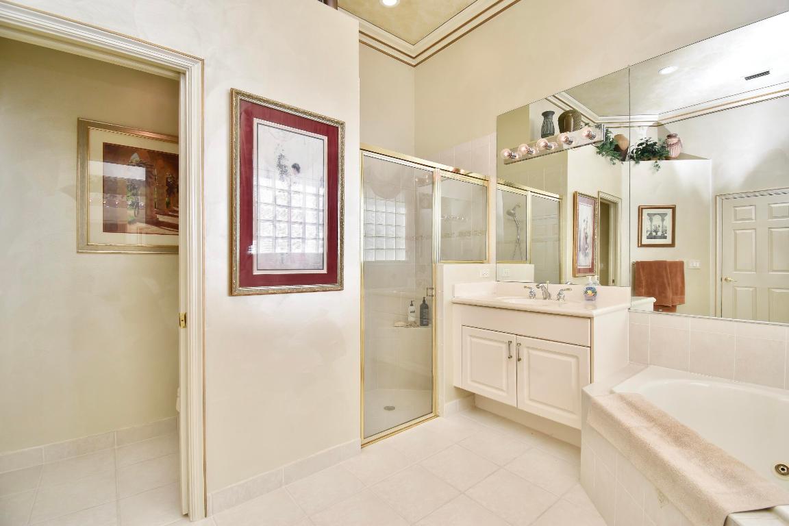 7087 Demedici Circle