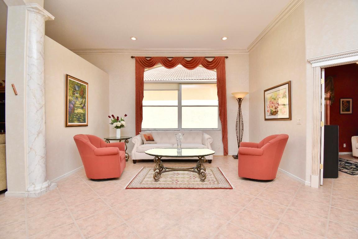 7087 Demedici Circle