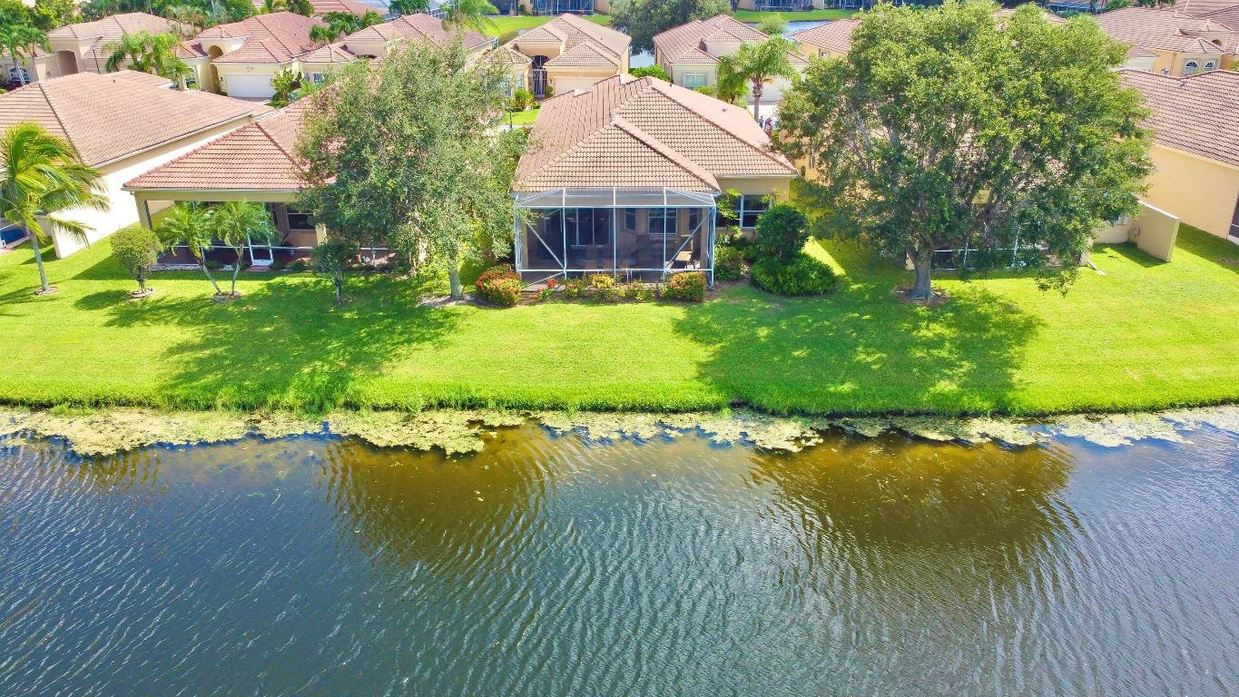 7087 Demedici Circle