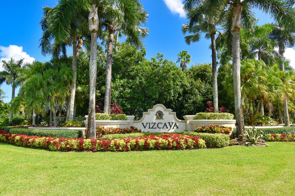 7087 Demedici Circle