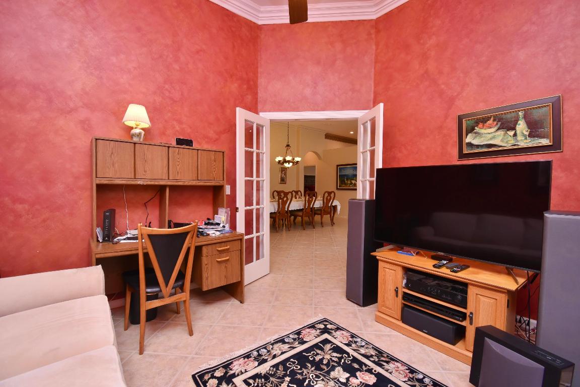 7087 Demedici Circle