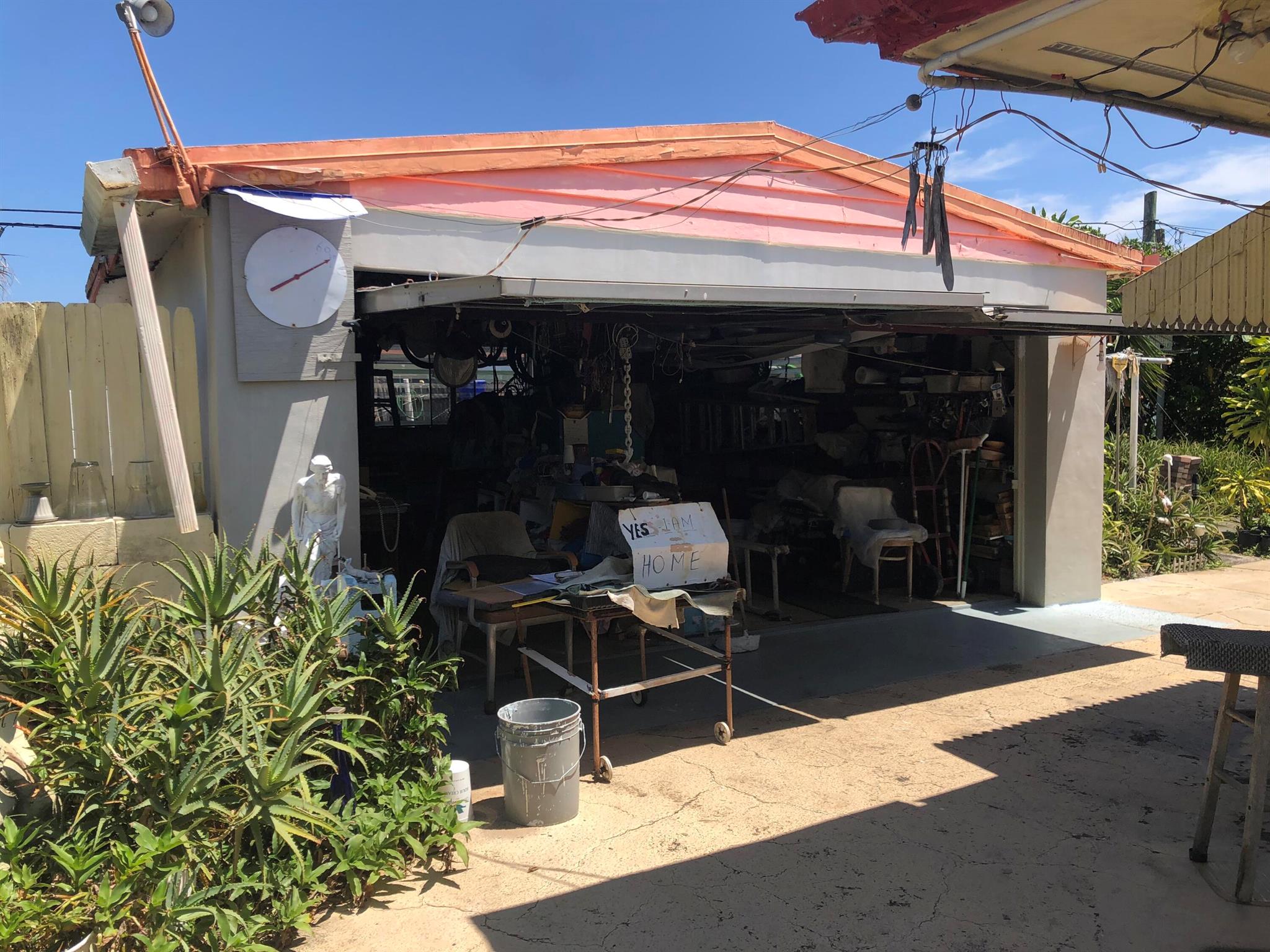 1602 N Seacrest Boulevard