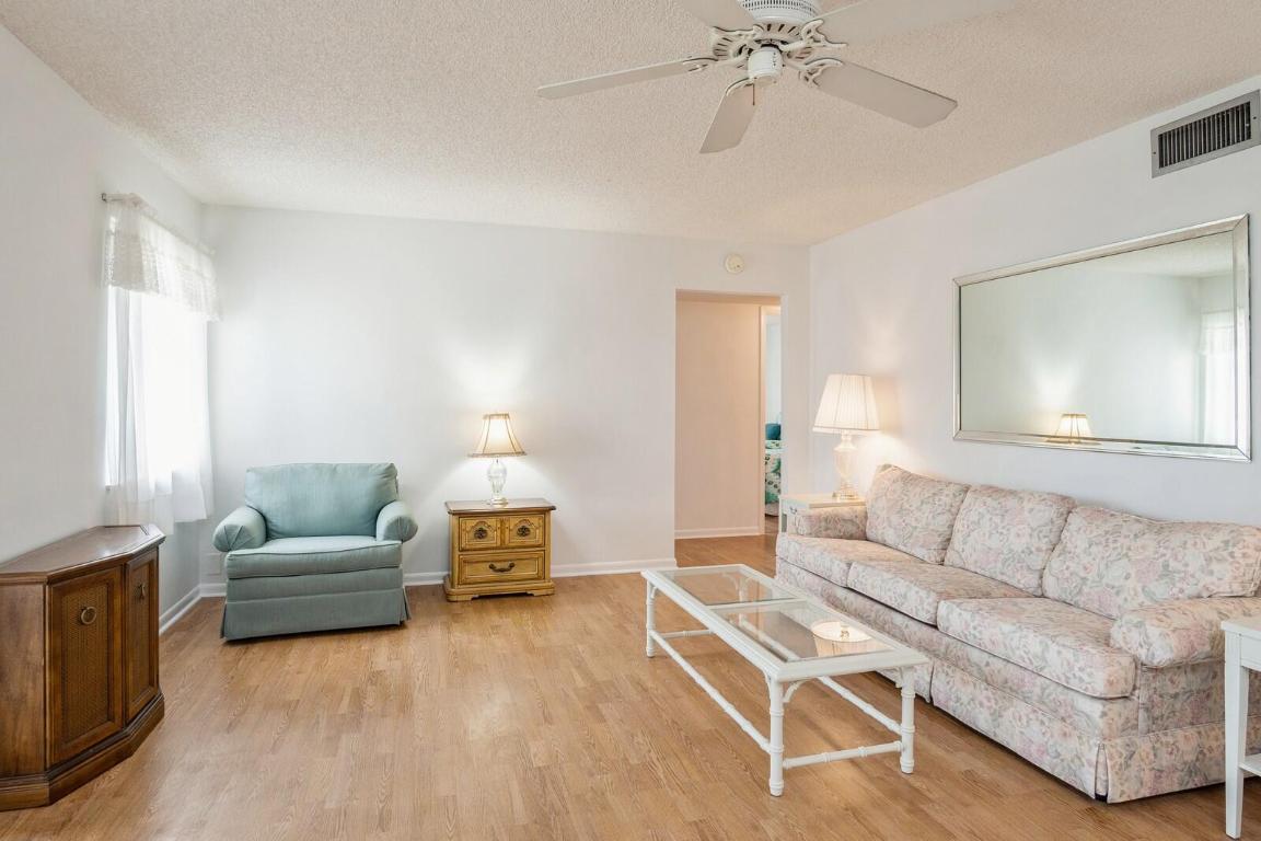 3560 Pine Needle Drive Unit: C-2