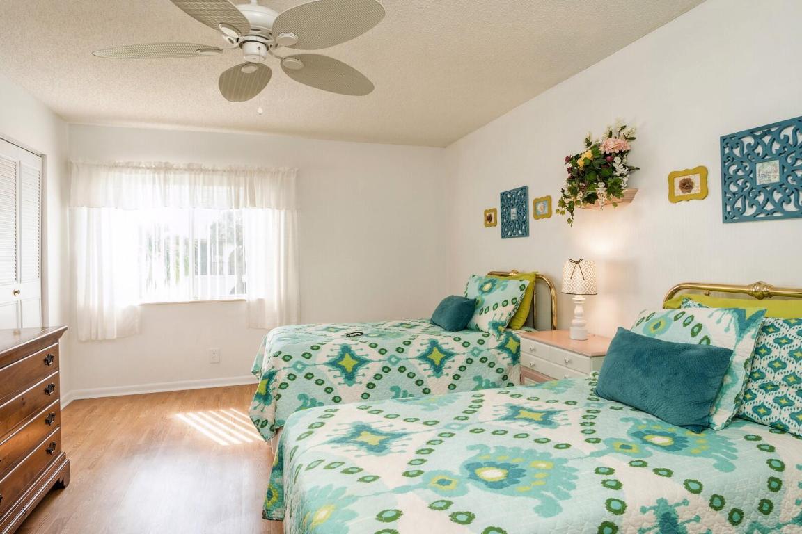 3560 Pine Needle Drive Unit: C-2