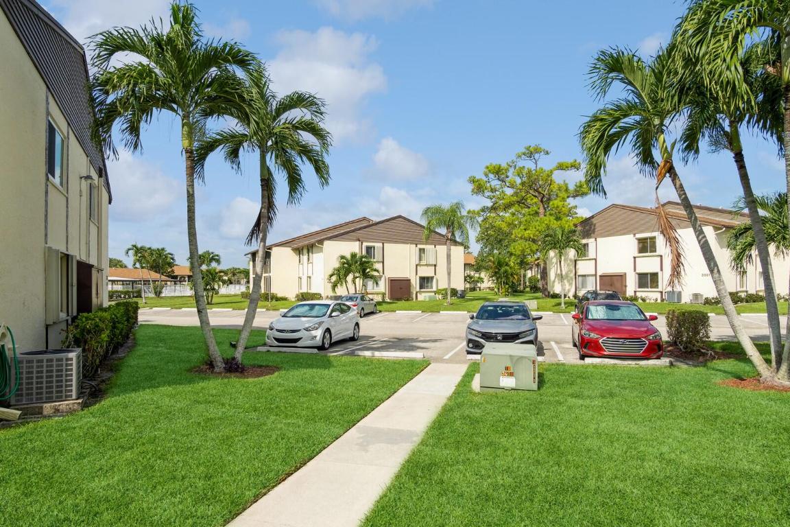 3560 Pine Needle Drive Unit: C-2