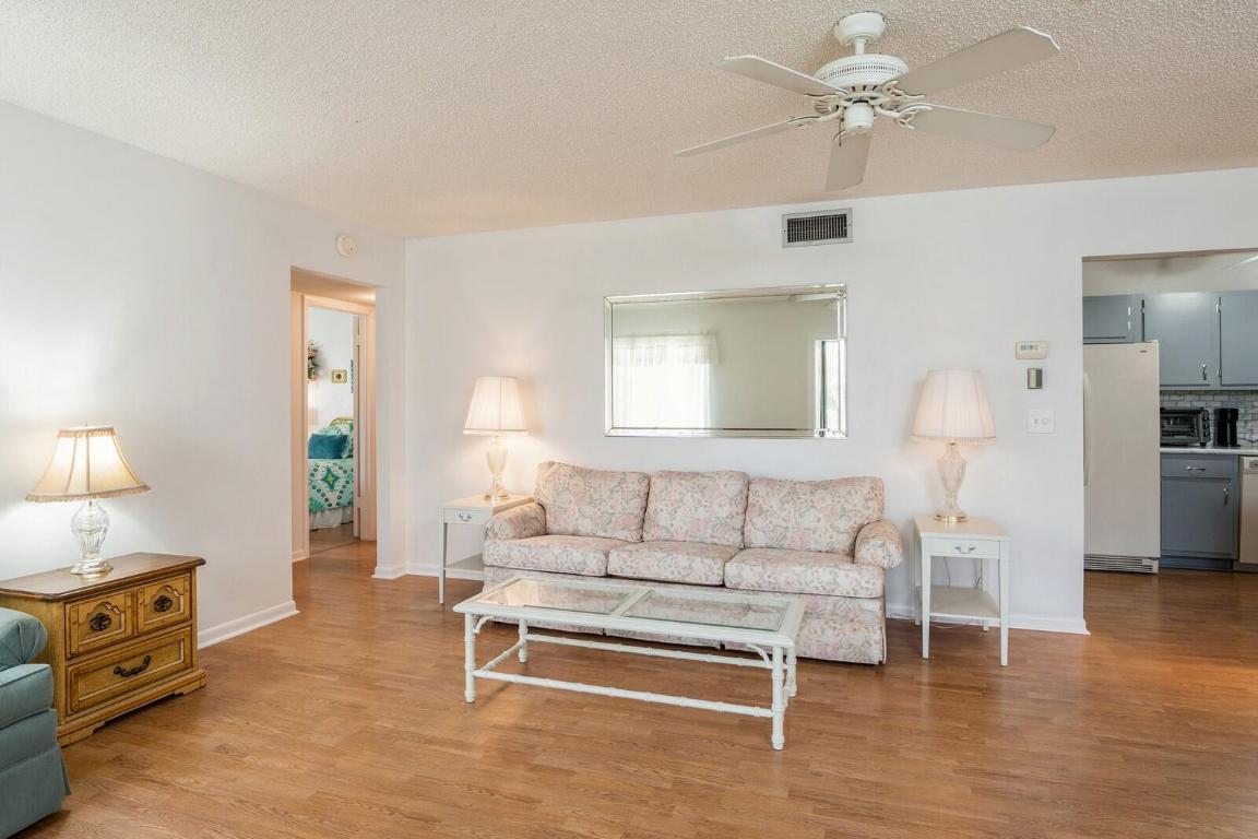 3560 Pine Needle Drive Unit: C-2