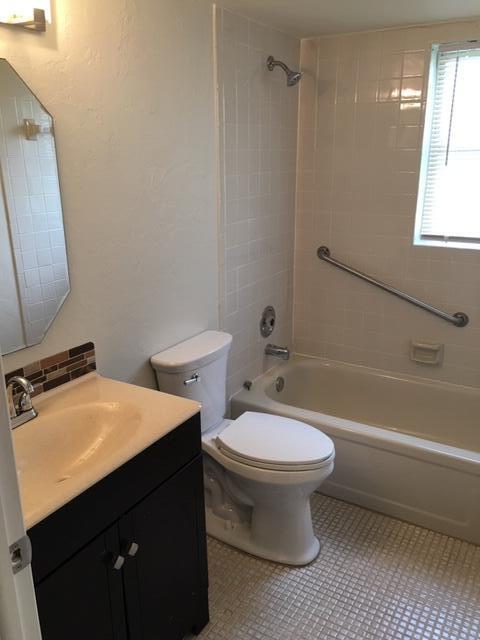 14747 Cumberland Drive Unit: 108