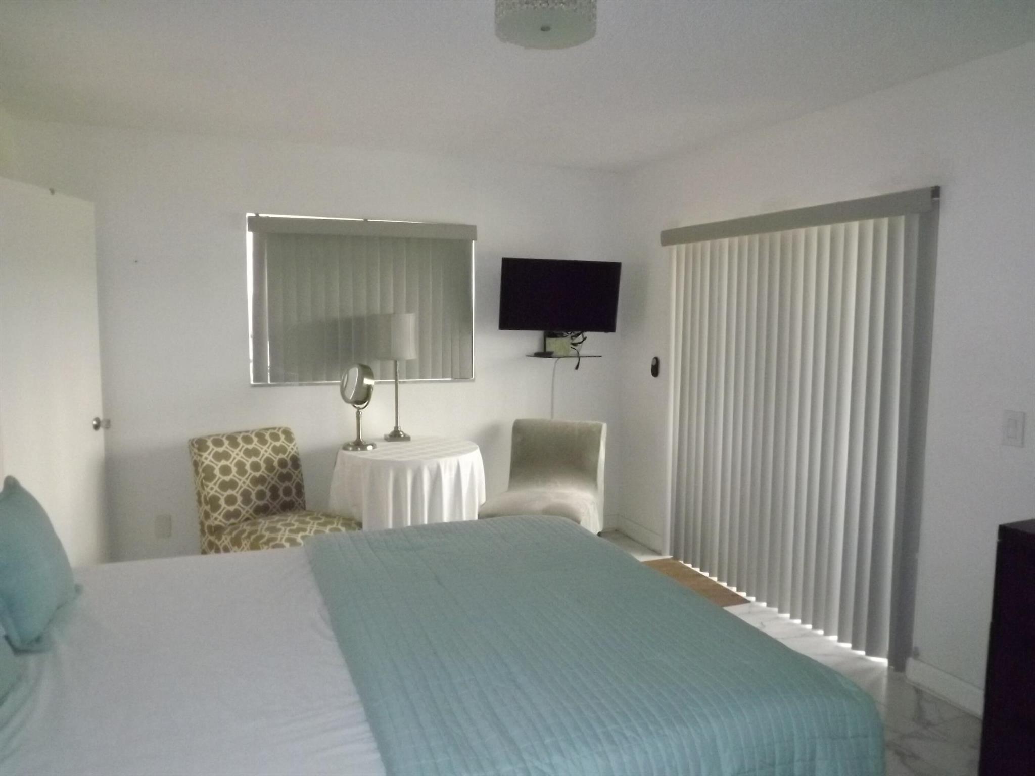 513 Capri K Unit: 513