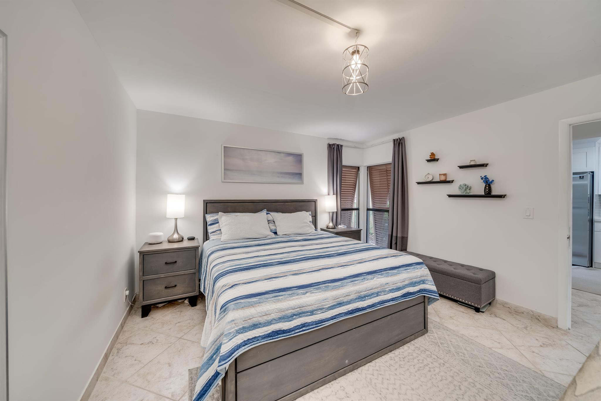3939 NE 5th Avenue Unit: D103