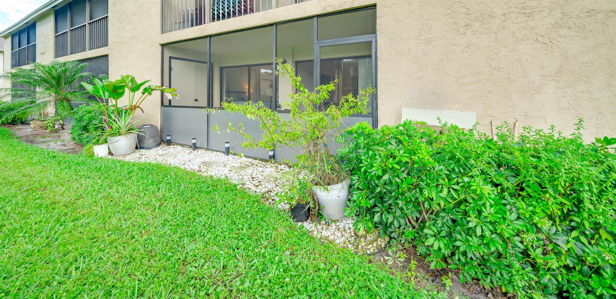 3939 NE 5th Avenue Unit: D103