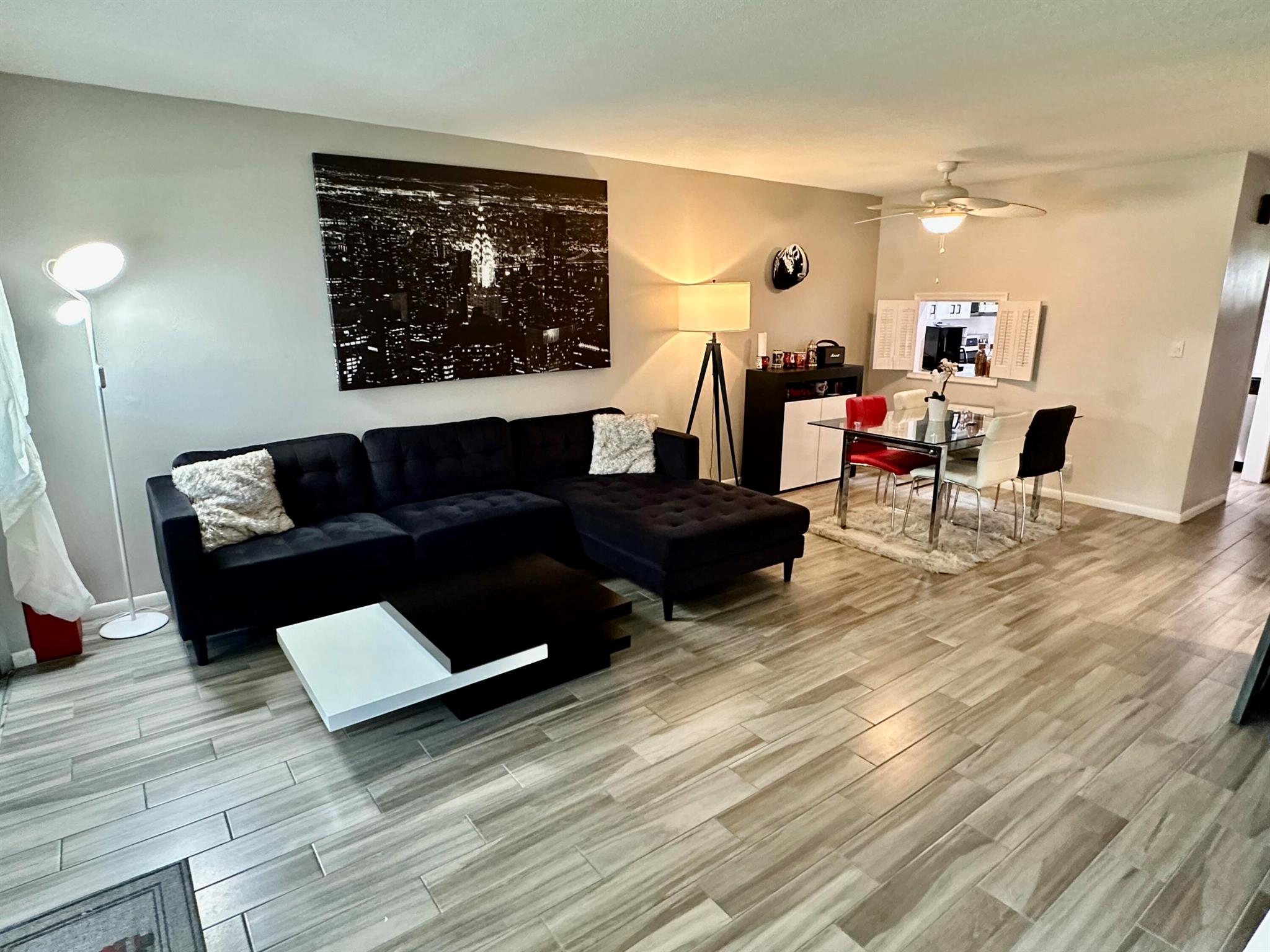 2130 NE 36th Street Unit: 64