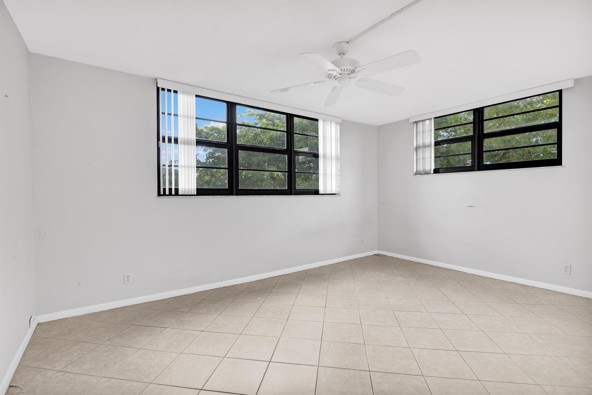 2430 Deer Creek Country Club Boulevard Unit: 401-2