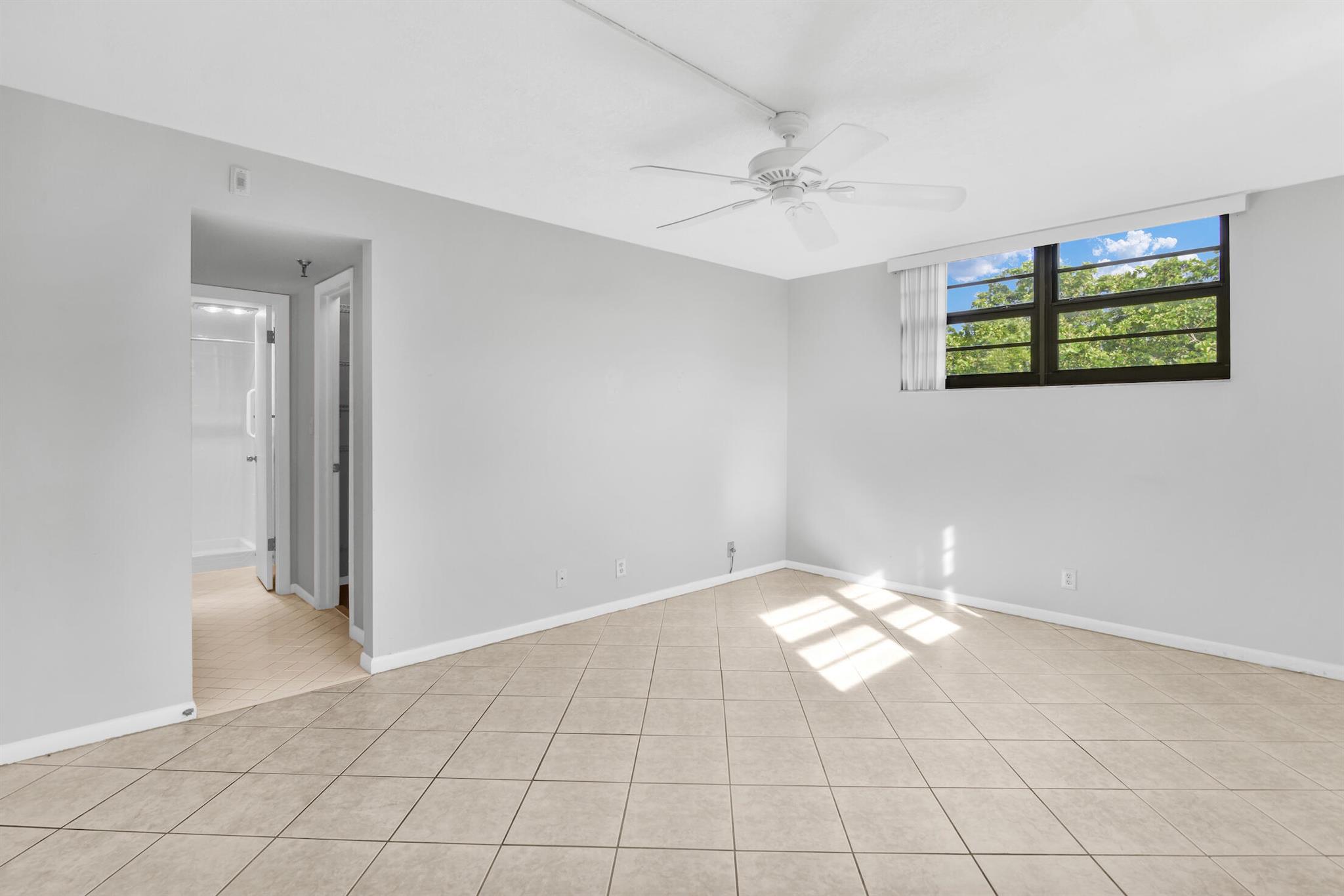 2430 Deer Creek Country Club Boulevard Unit: 401-2