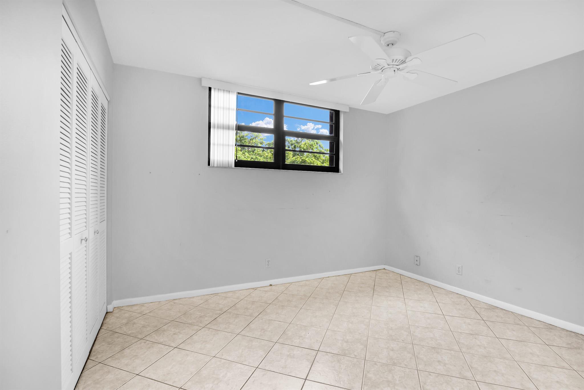 2430 Deer Creek Country Club Boulevard Unit: 401-2