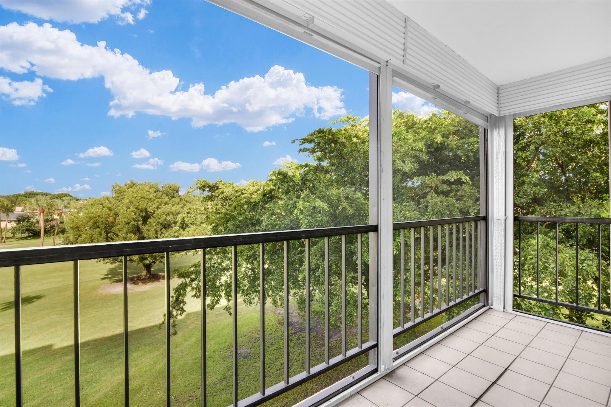 2430 Deer Creek Country Club Boulevard Unit: 401-2