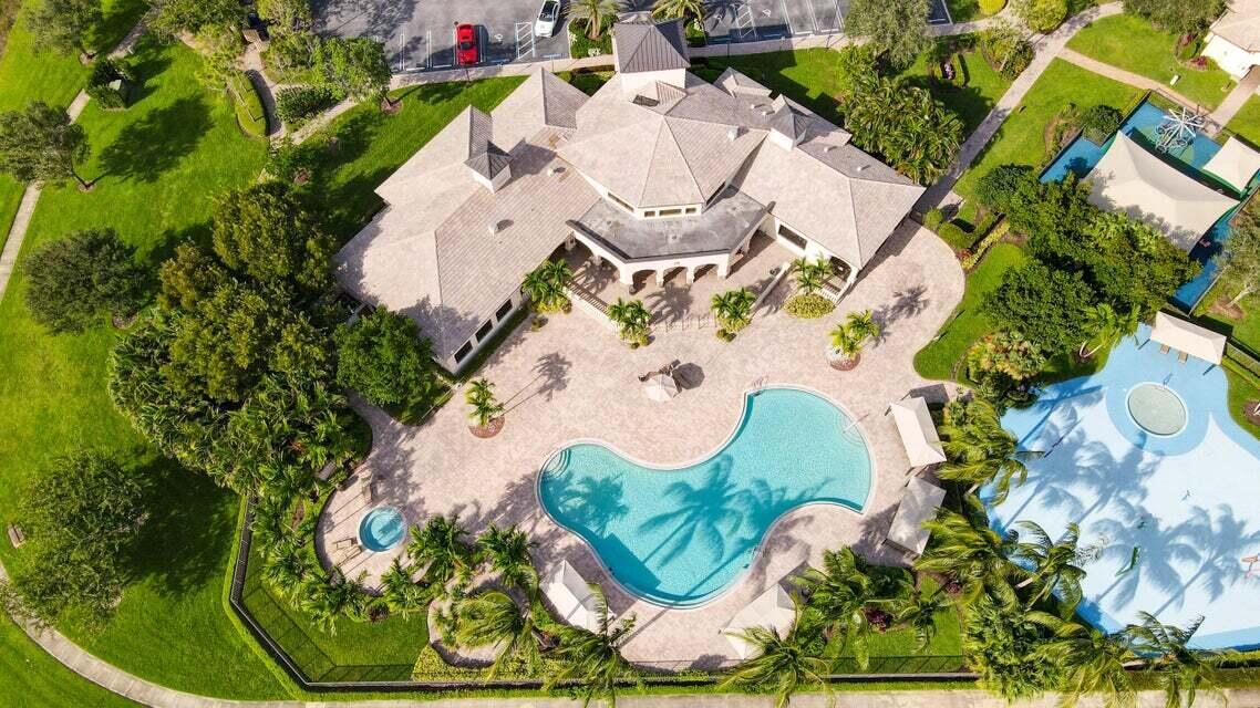 11274 Millpond Greens Drive