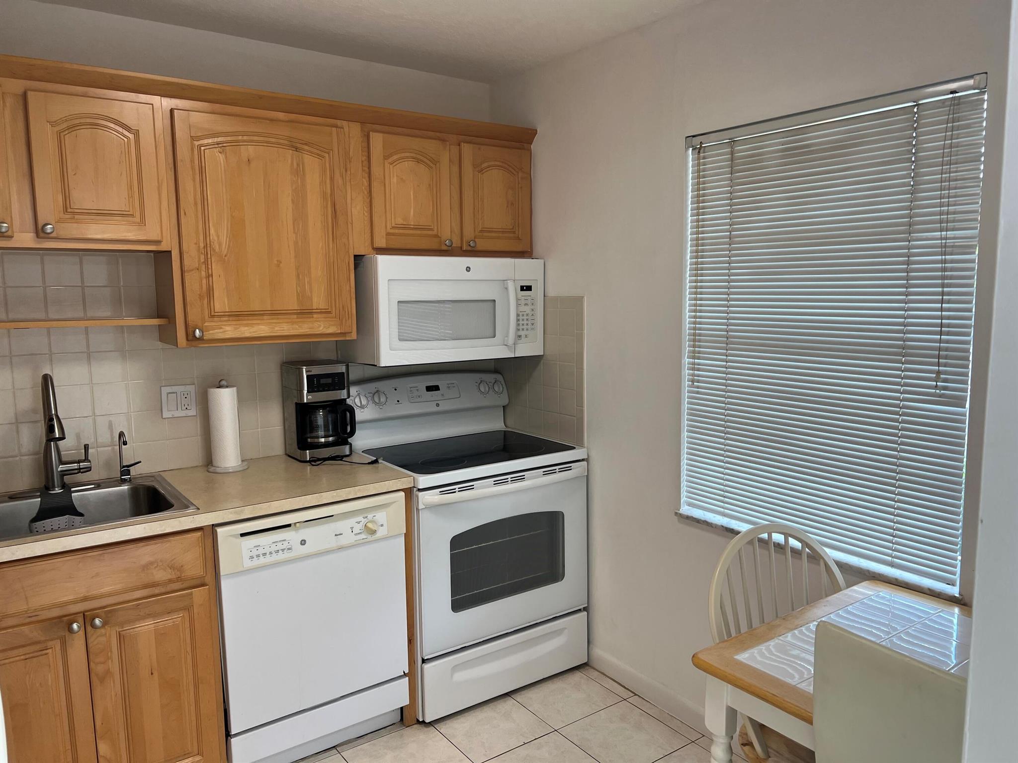 6 Abbey Lane Unit: 103