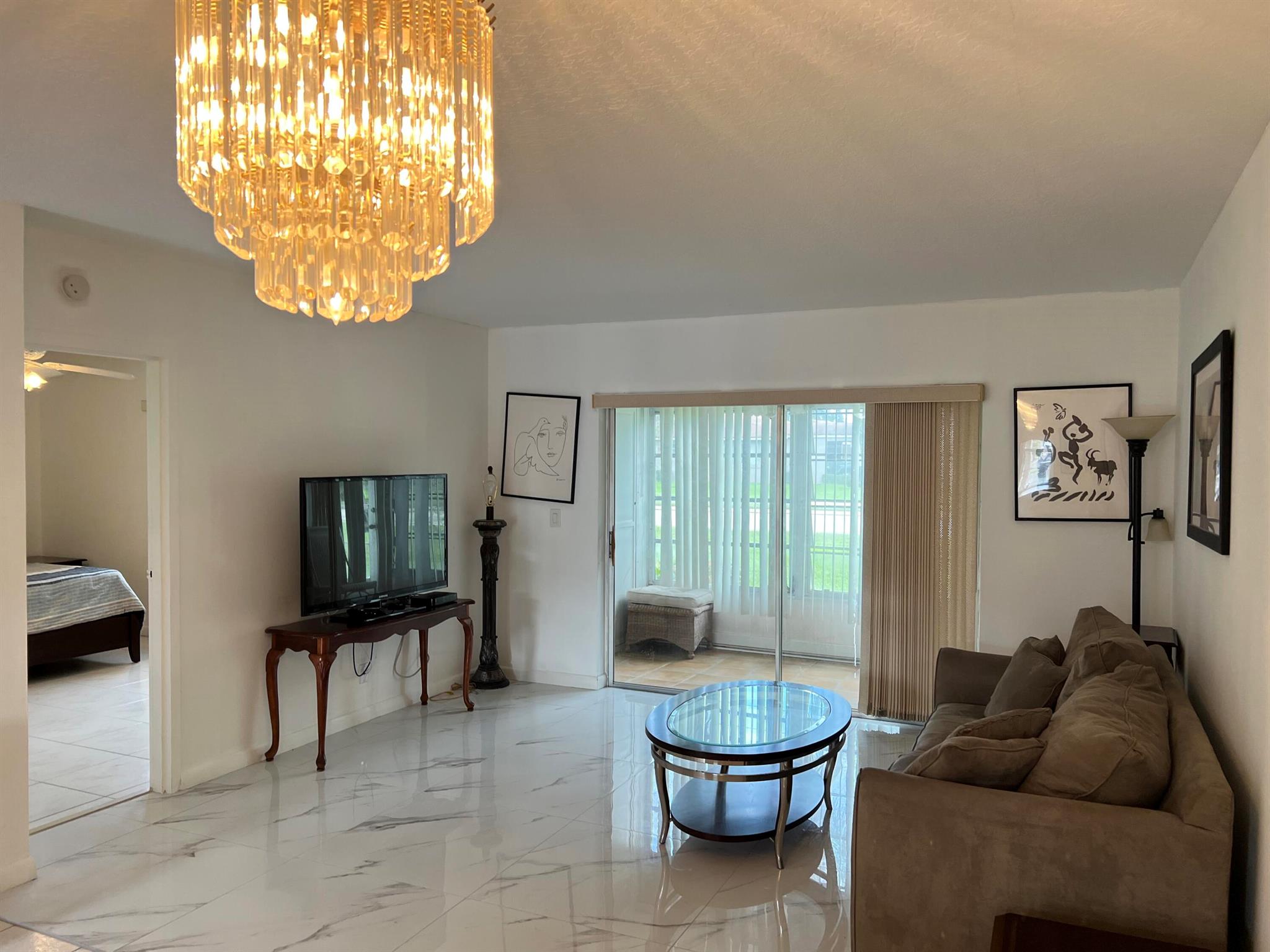 6 Abbey Lane Unit: 103