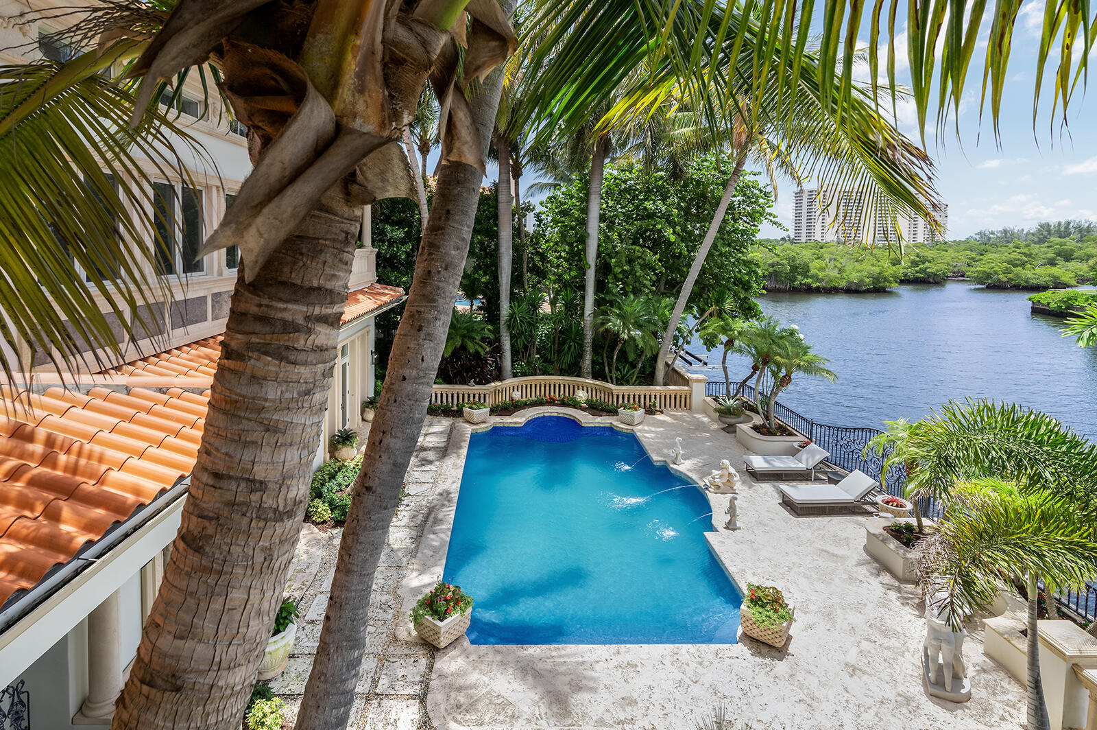 700 Sanctuary Drive