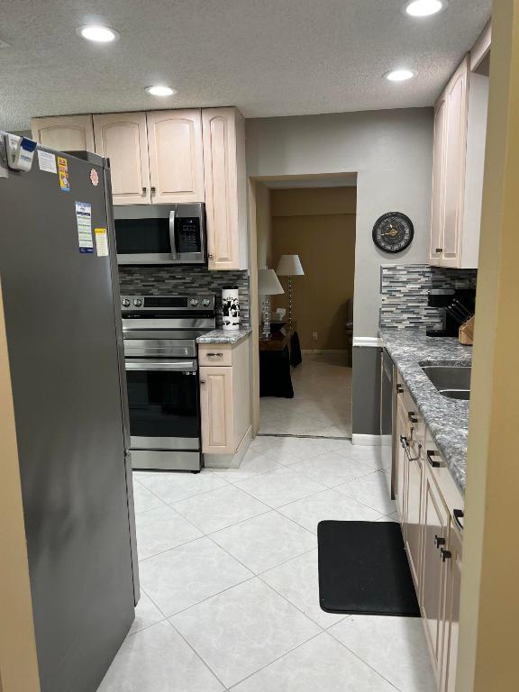 14712 Bonaire Boulevard