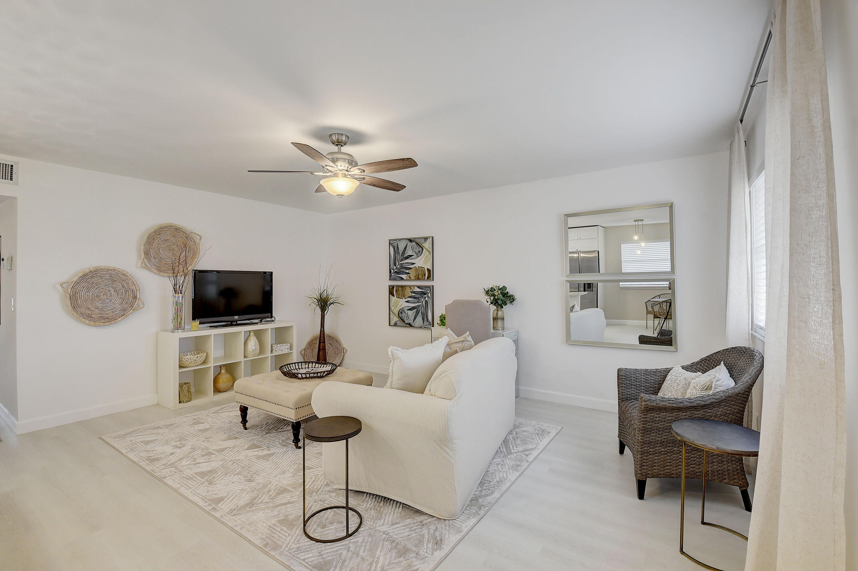 181 Seville H Unit: H