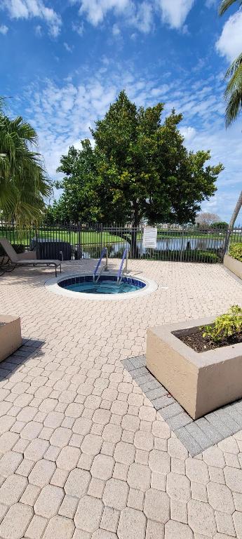 8337 Boca Glades Boulevard E, Boca Raton