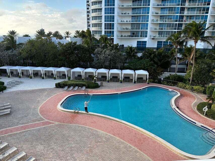 3001 S Ocean Drive Unit: 413