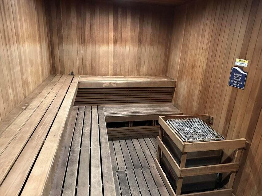 3001 S Ocean Drive Unit: 413