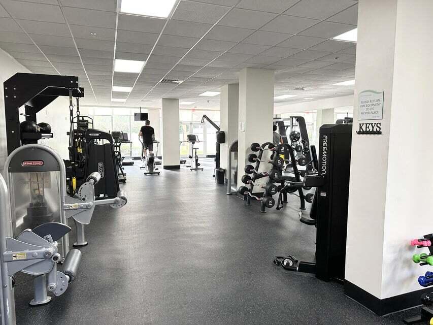 3001 S Ocean Drive Unit: 413