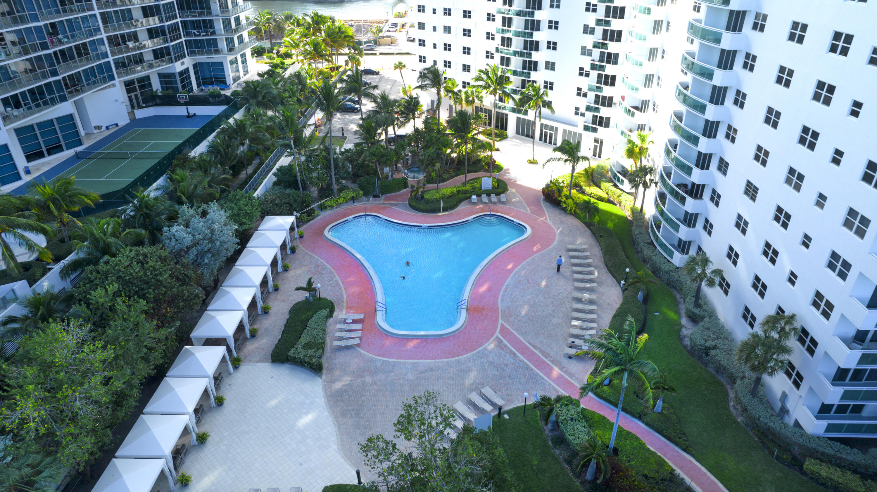 3001 S Ocean Drive Unit: 413
