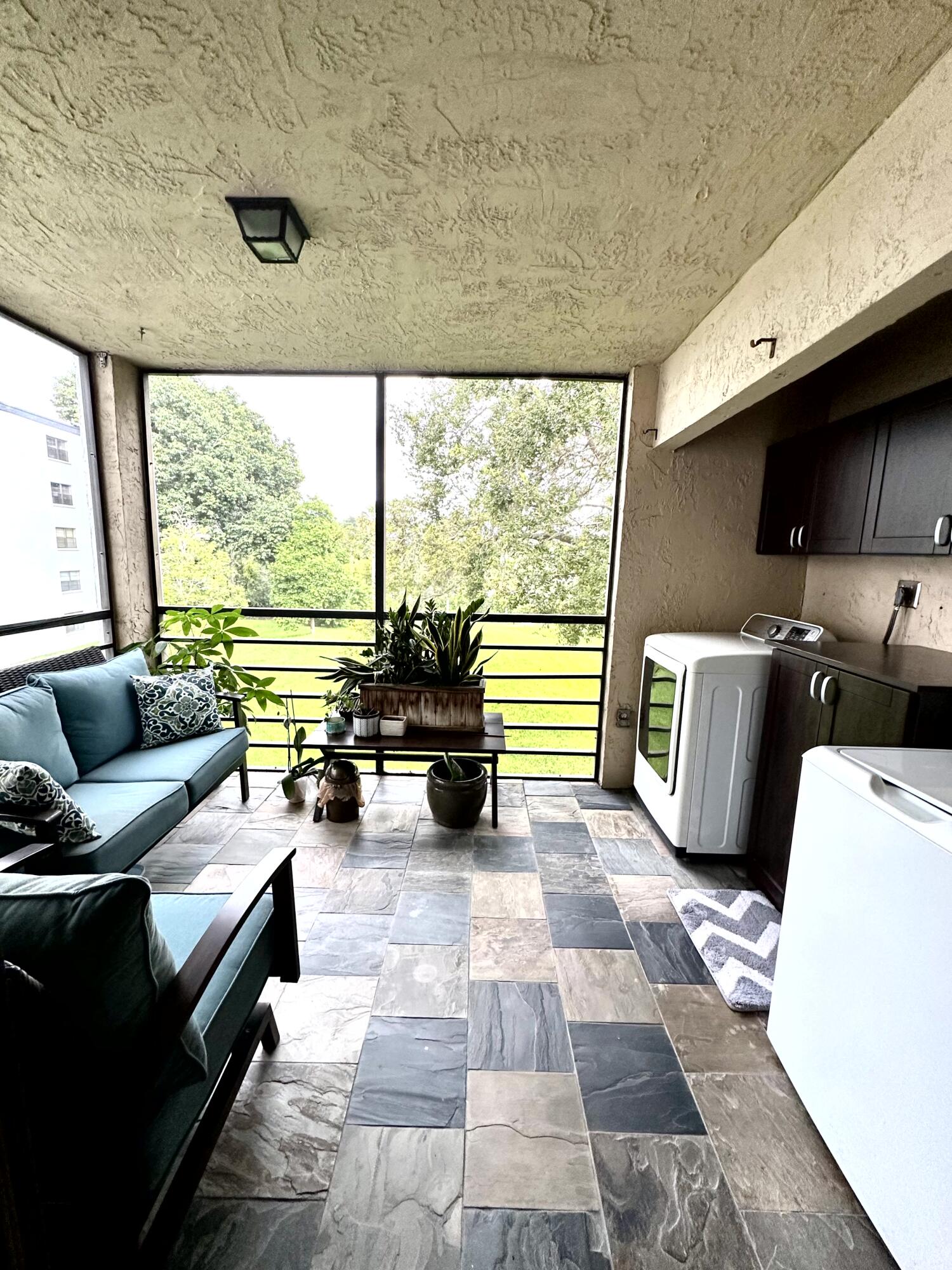 9235 SW 8th Street Unit: 307