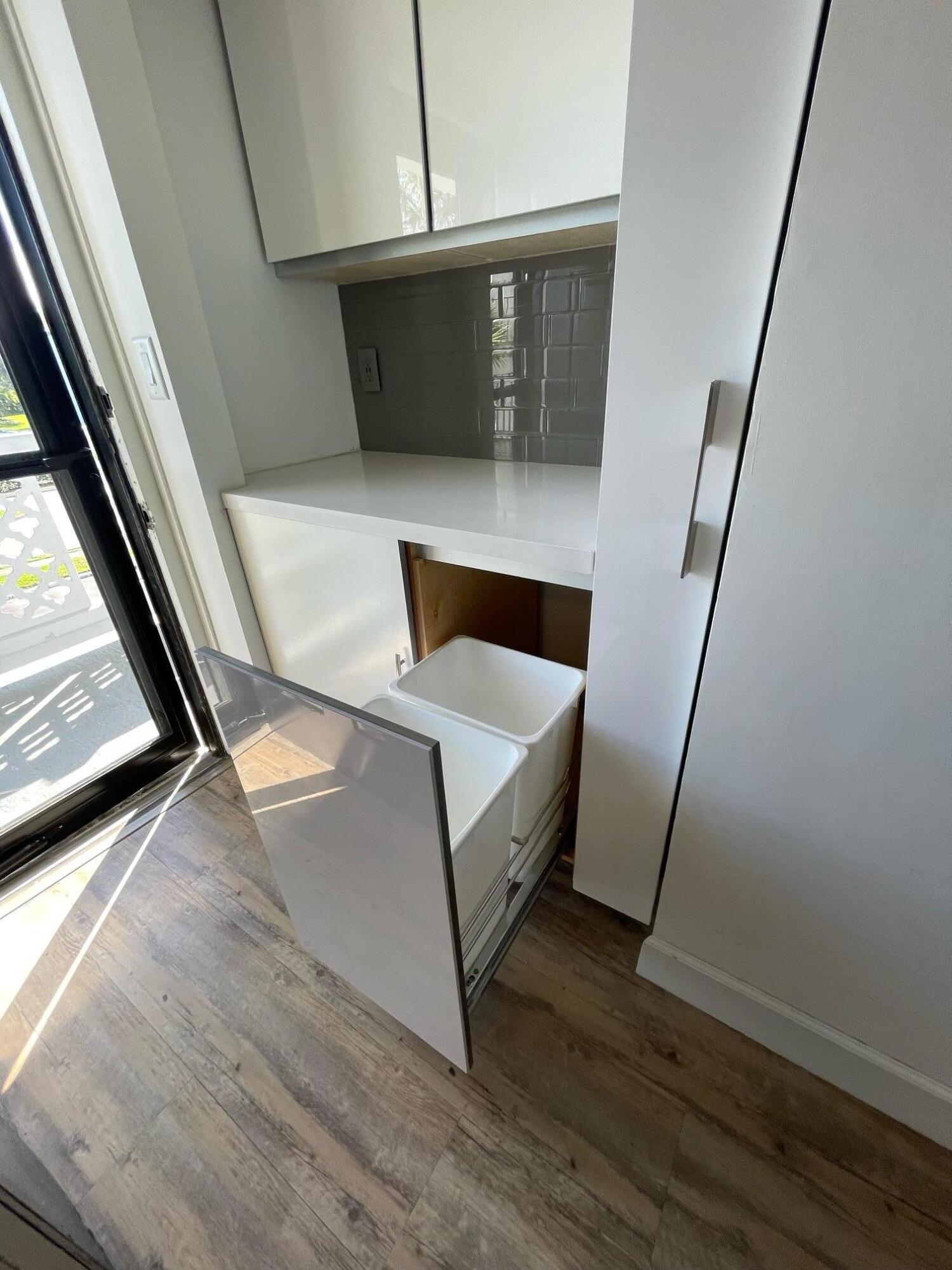 9235 SW 8th Street Unit: 307