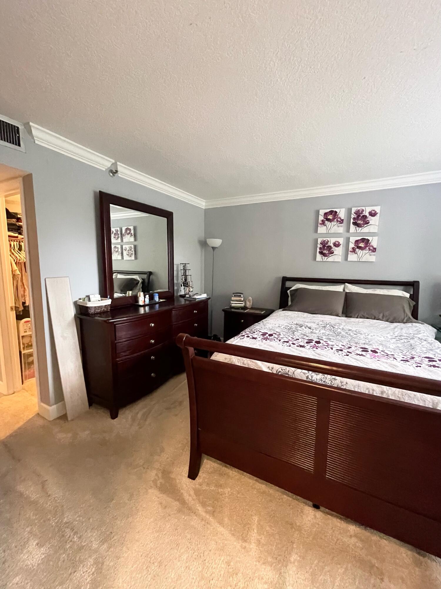 9235 SW 8th Street Unit: 307