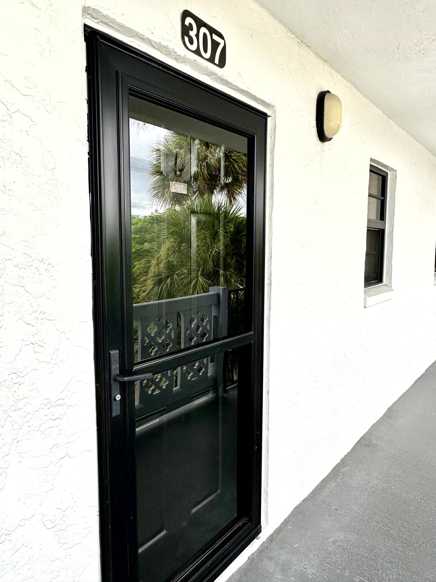 9235 SW 8th Street Unit: 307