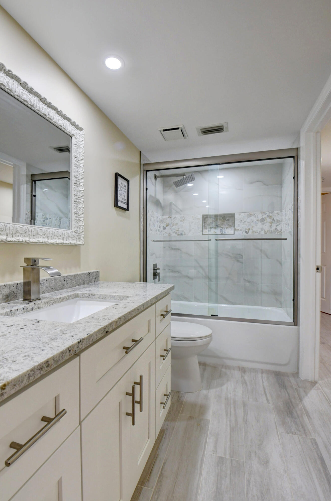 14500 Stirling Way Unit: 204