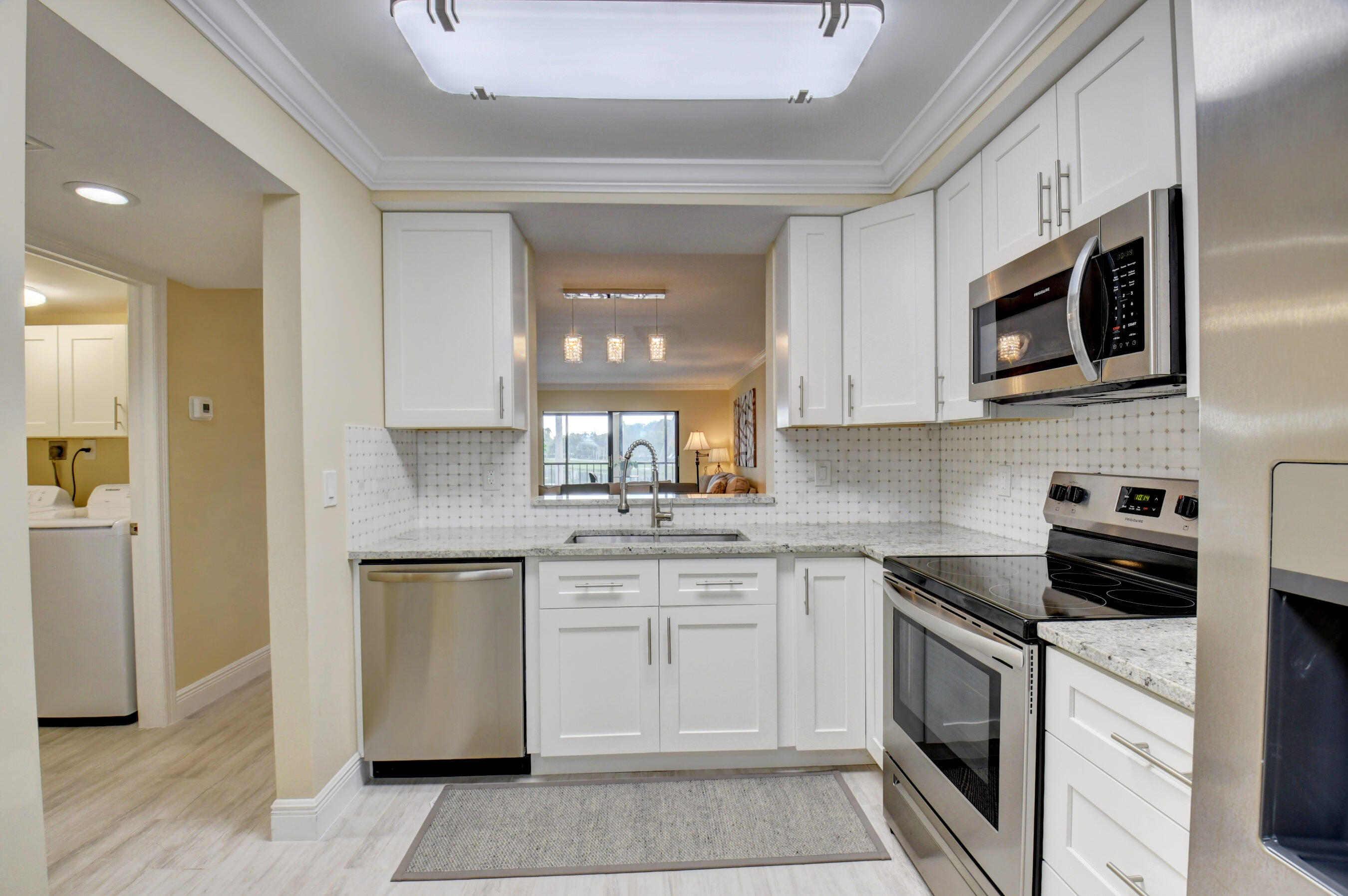 14500 Stirling Way Unit: 204