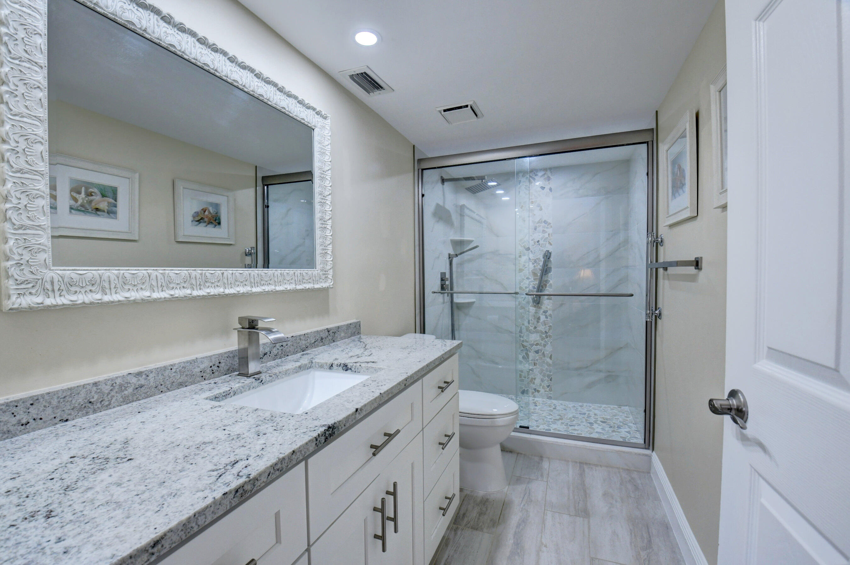 14500 Stirling Way Unit: 204