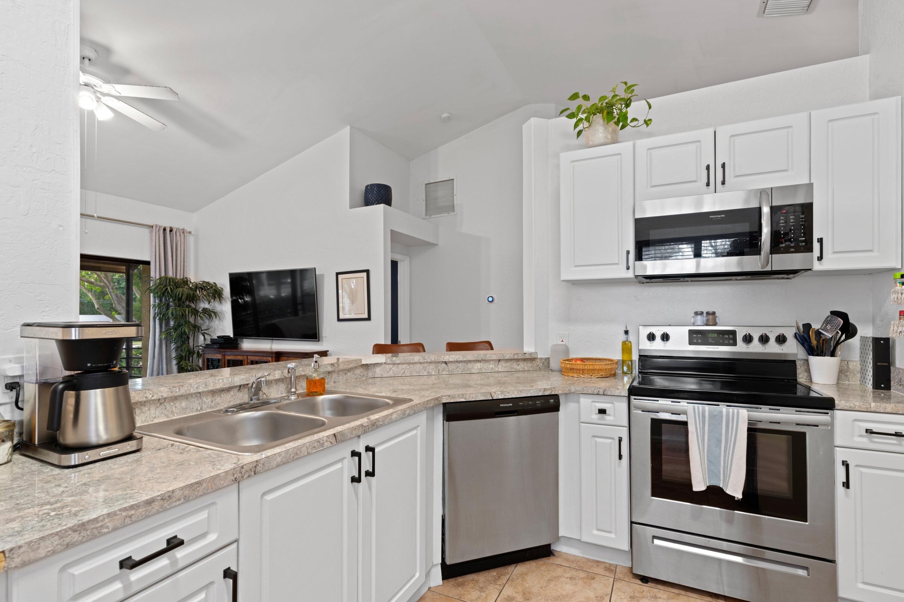 5 Via De Casas Sur Unit: 201