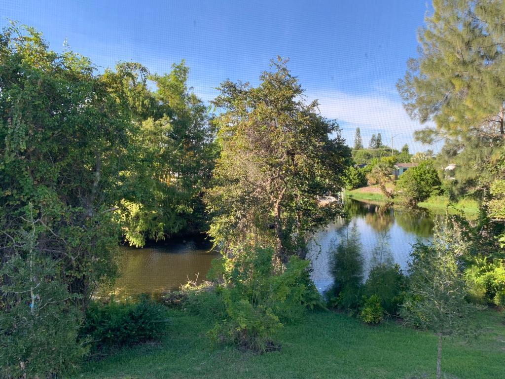 815 W Boynton Beach Boulevard Unit: 15-206